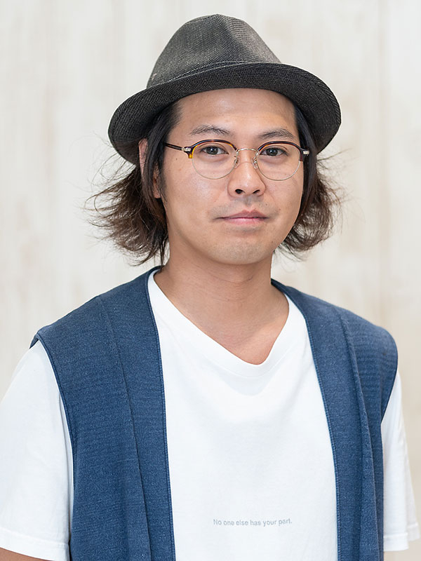 スタッフ 岩手県盛岡市の美容室美容院 Hair Nail B Road ヘアアンドネイルビロード 盛岡店 スタッフ 岩手県盛岡市の美容室美容院 Hair Nail B Road ヘアアンドネイルビロード 盛岡店