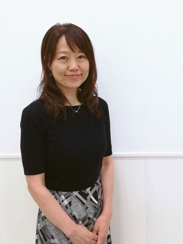 山崎 満紀子